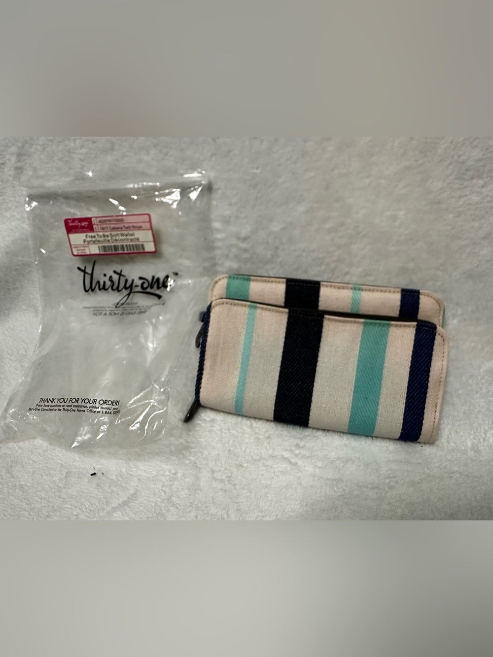 Thirty-One "Free To Be Soft" wallet